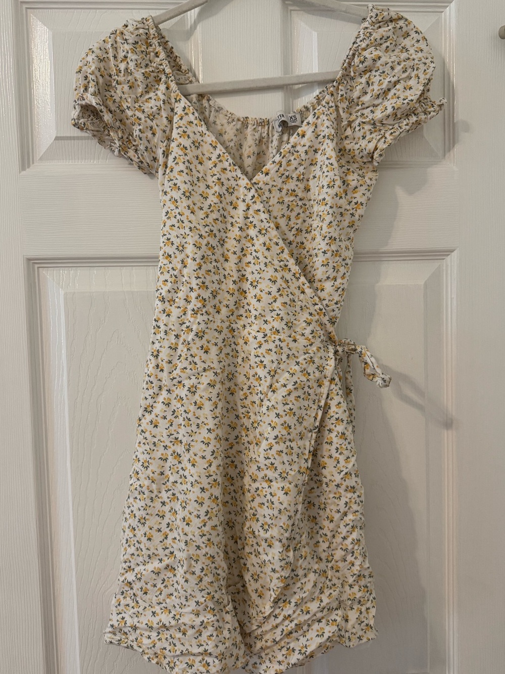 Hollister Floral Wrap Mini Dress in Cream and Yellow